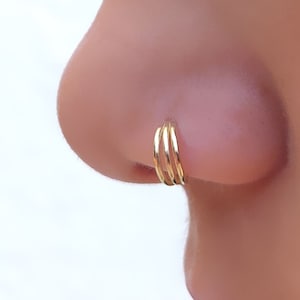 Anneau de nez en or, triple anneau de nez, triple anneau de nez, triple anneau de nez fendu, anneau de nez en or 14 carats, anneau de nez en or 14 carats, 18 g, 20 g, par Alagia