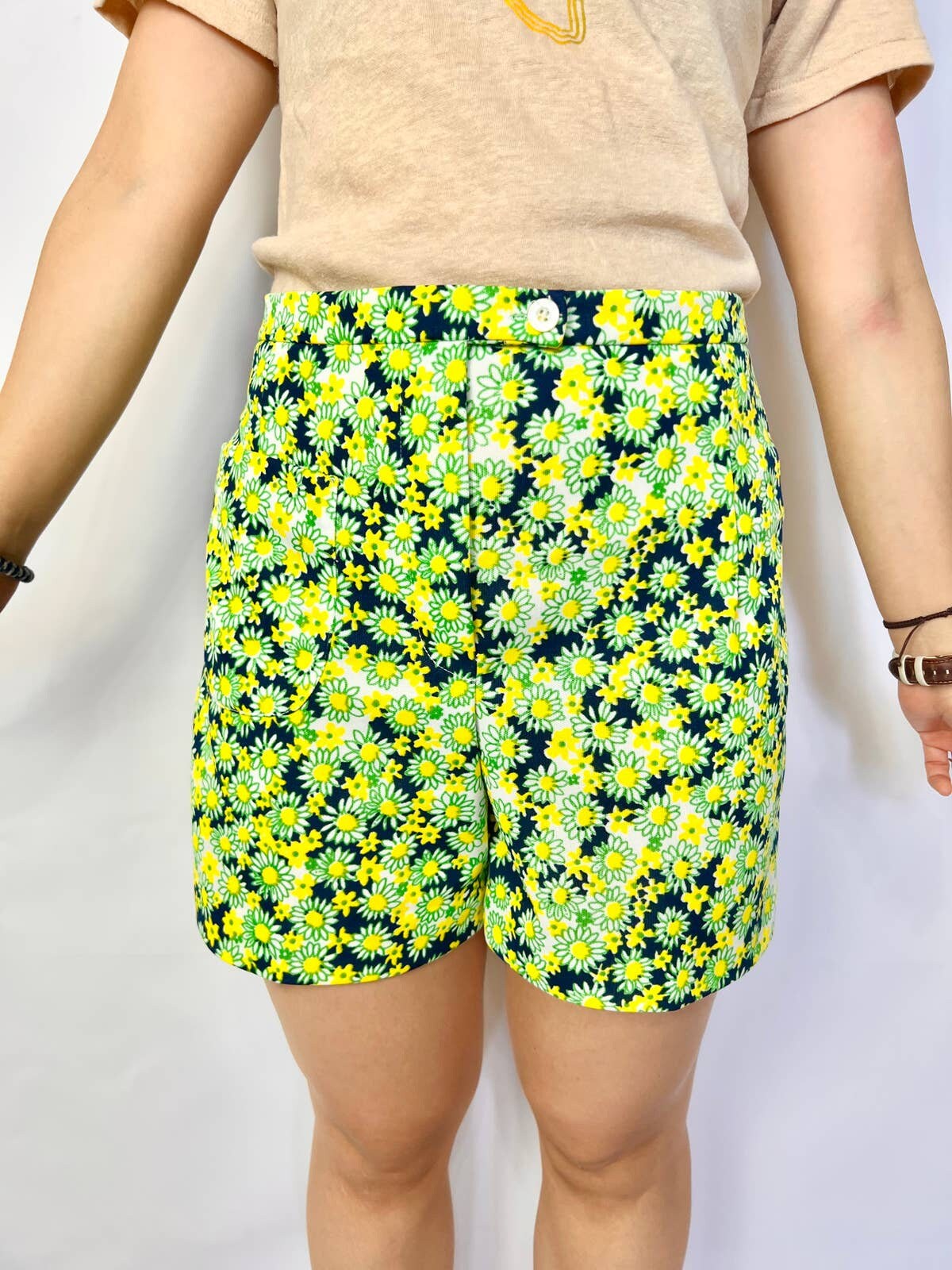 60s Daisy Floral Lilly Pulitzer the 