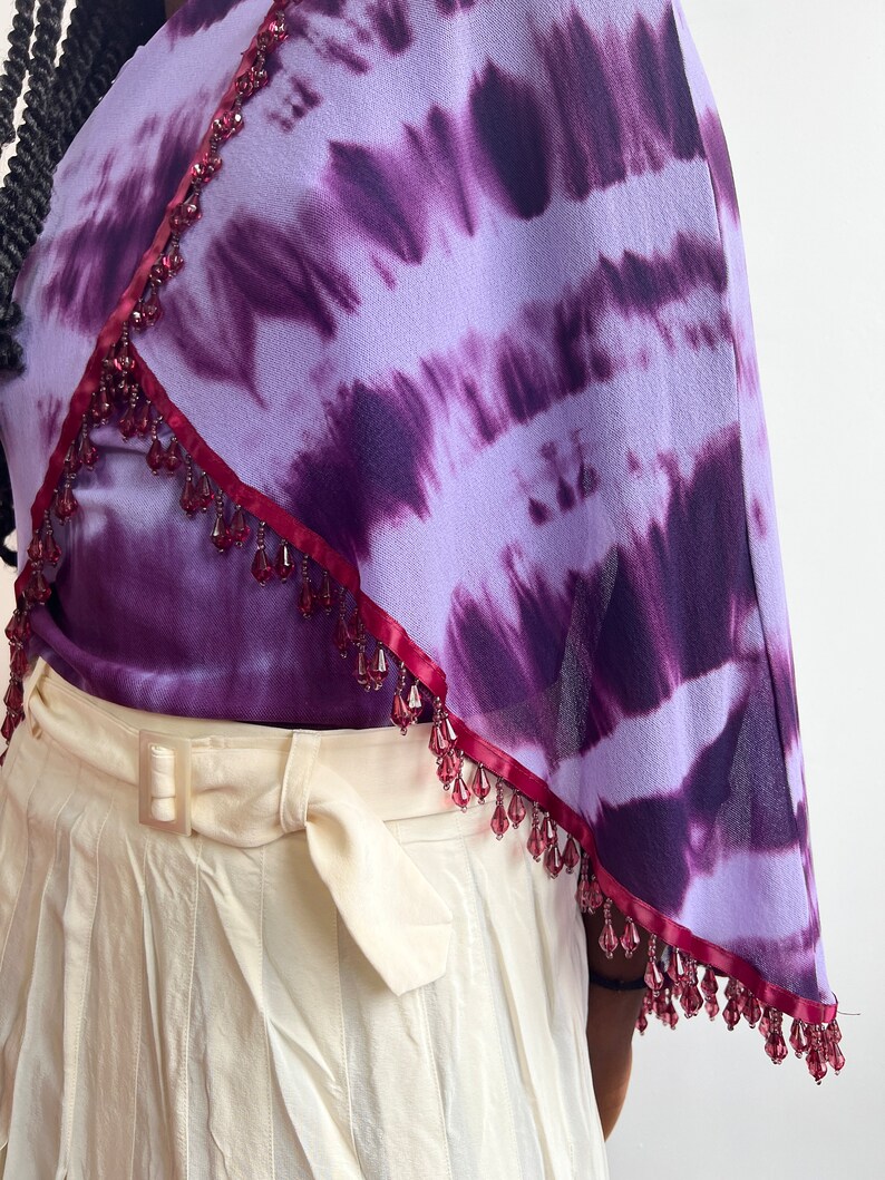 Y2K paarse lavendel tie-dye mesh Petit Pois tank en sjaalponchoset met kralen afbeelding 10