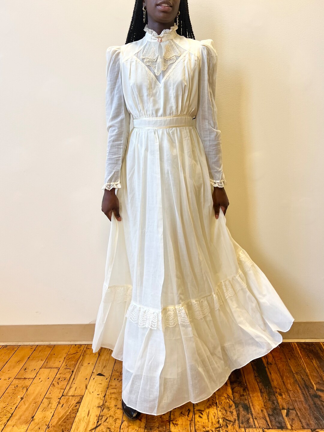 70s Gunne Sax Style Candi Jones California Victorian High Neck Cream