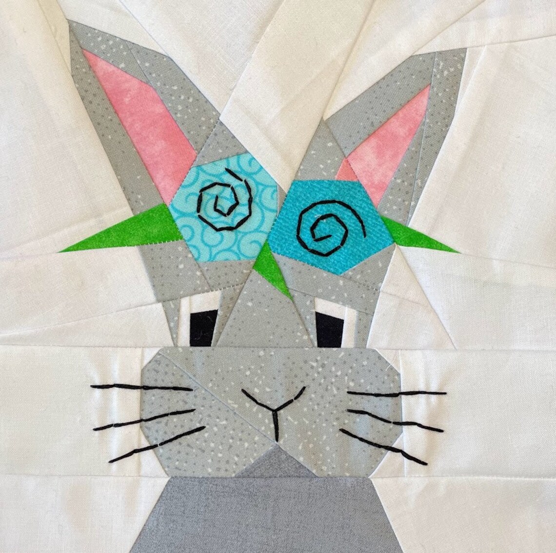 Paper Pieced Rabbit Pattern Bunny With Flowers Paper Pieced Quilt Block Pattern (PDF) - Etsy