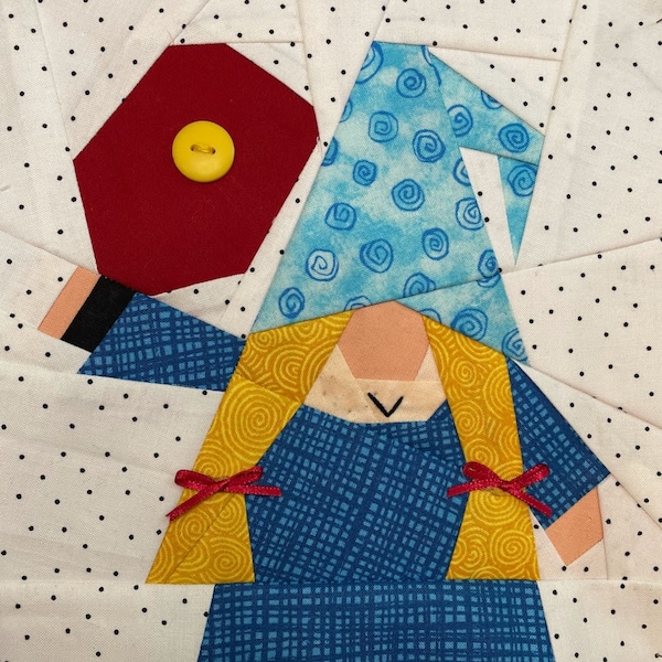 PICKLEBALL GIRL GNOME Paper Pieced Block Pattern in pdf, Instant Download, Quilt Block, Paper Piecing Pattern, Pickleball Quilt, Pickleball