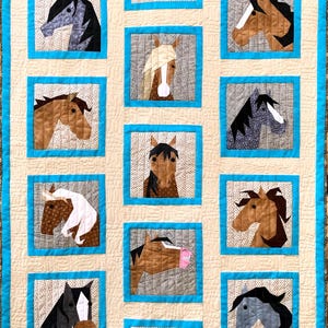 Modello per trapunta a forma di cavallo: disegno in carta (modello PDF)