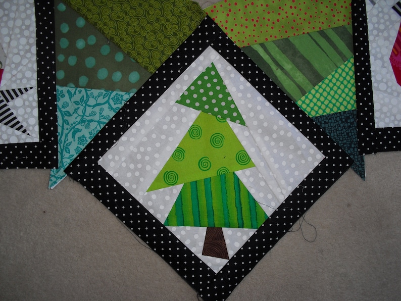 Christmas Tree Skirt Sampler Paper Pieced Pattern in PDF