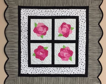 Rose Table Topper Paper Pieced Pattern in PDF