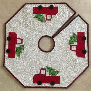 LITTLE RED TRUCK Tree Skirt/ Table Topper Paper Pieced Pattern in pdf