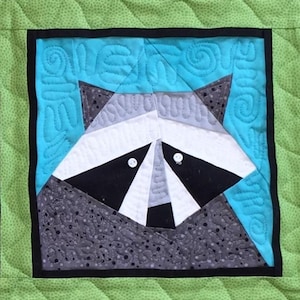 Raccoon Paper Pieced Block in PDF