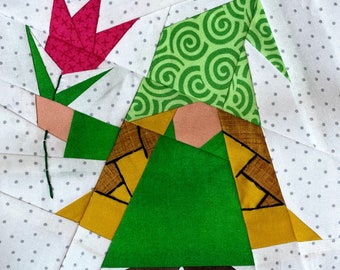 GARDENING GIRL GNOME Paper Pieced Block Pattern in pdf