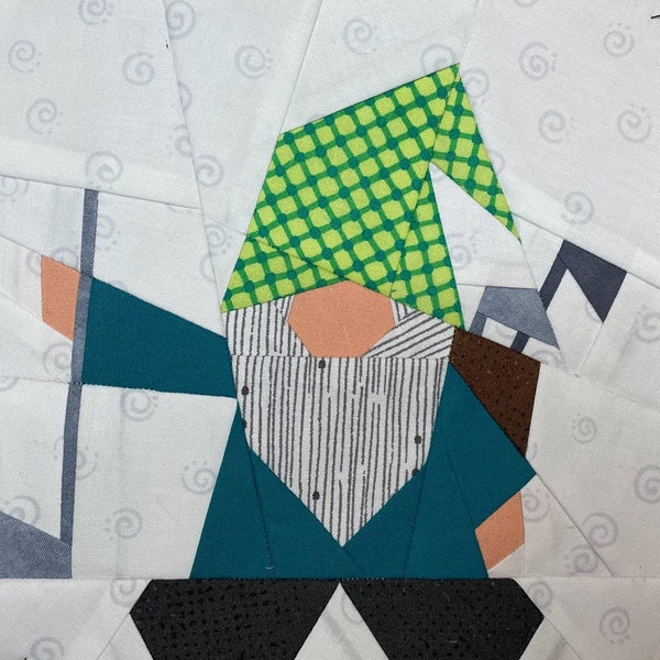 GOLFING GNOME Paper Pieced Block Pattern in PDF