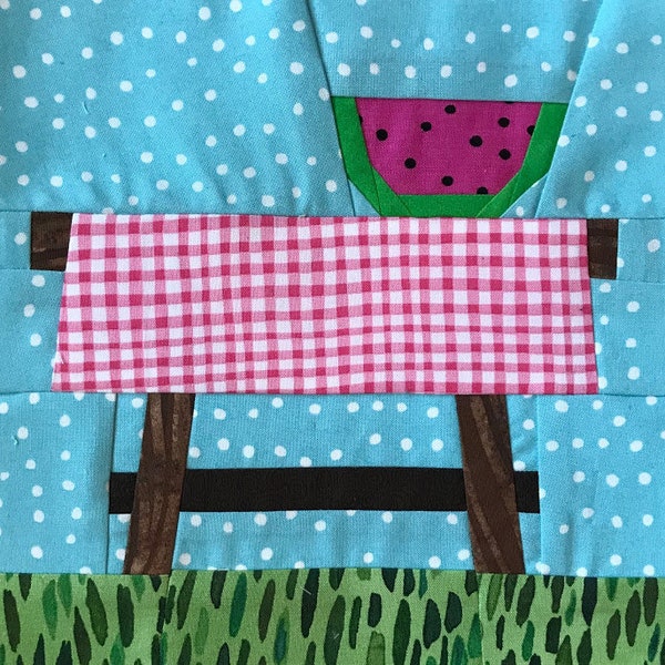 PICNIC TABLE Paper Piece Block Pattern in PDF