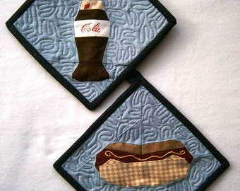 MORE DRIVE IN Potholders Paper Pieced Pattern in pdf, Instant Download, Potholder Pattern, Cola Block, Bratwurst Block, Quilt Block,