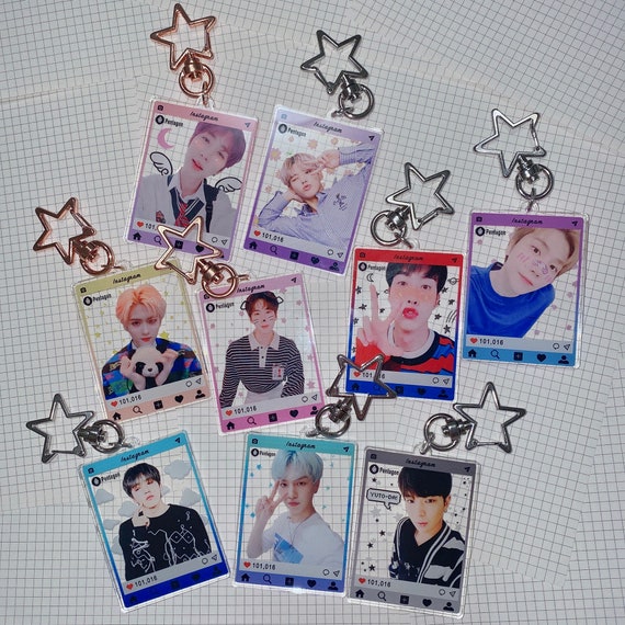 Pentagon kpop best sale keychain