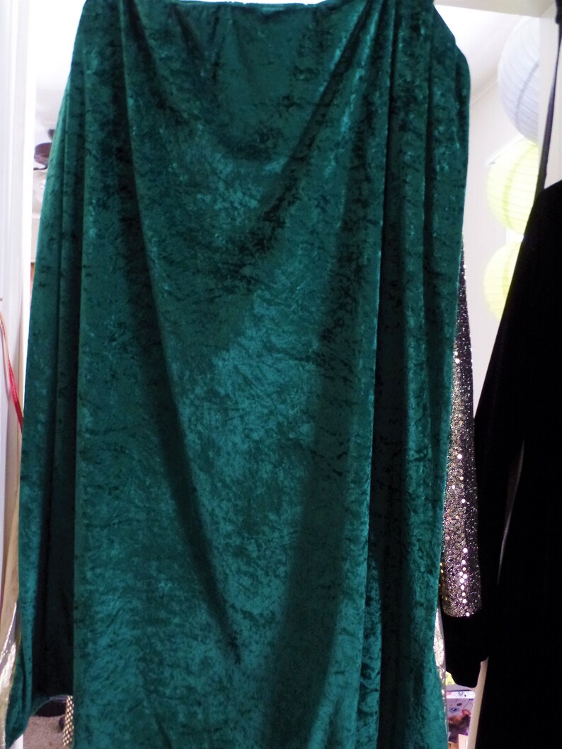 Custom made men/'s boy/'s medieval renaissance green and gold clothing costume top with cape smoke free Medieval Rennaisance French cosplay