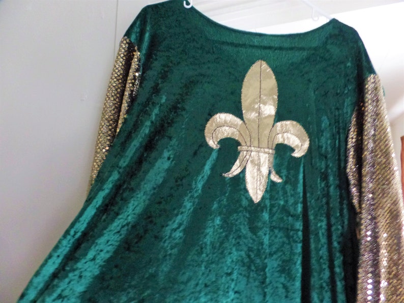 Custom made men/'s boy/'s medieval renaissance green and gold clothing costume top with cape smoke free Medieval Rennaisance French cosplay
