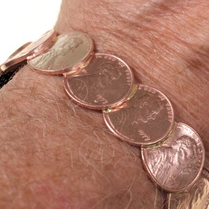 Bracelet penny en cuivre véritable et original depuis 1975 Never-Broke® - livraison gratuite - pennies en cuivre soudés dates personnalisées disponibles 1960-1982 image 6