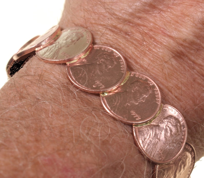 Bracelet penny en cuivre véritable et original depuis 1975 Never-Broke® - livraison gratuite - pennies en cuivre soudés dates personnalisées disponibles 1960-1982 image 6