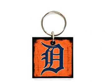 Detroit Tigers Keychain, Detroit Baseball Keyring, Tigers Gift, Made in Michigan, Groomsmen Gift, Gift for New Driver, Dad for Dad, Tigers