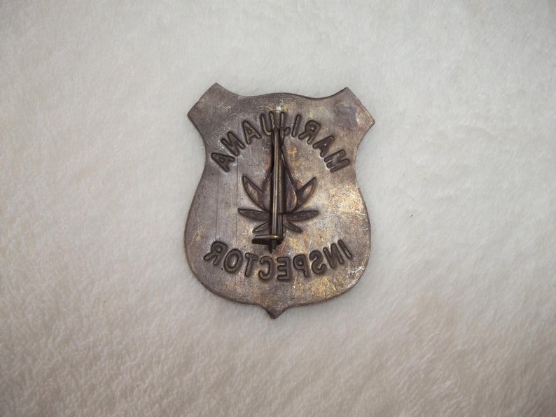 Brass Marijuana Inspector Badge Pin Western Art Artistry For Leather Denim Coat Shirt Scarf Hat Boho Style Hippie image 3