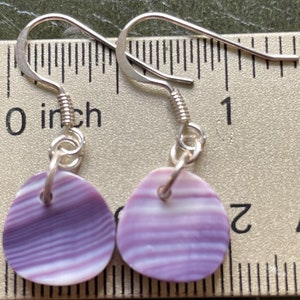 E3138 Free form small dangle earrings wampum quahog sterling silver