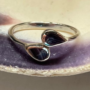 R1007 2 raindrops wampum quahog ring sterling silver