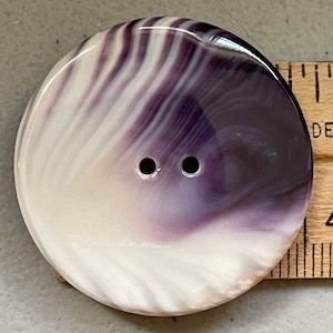 5293 35mm button quahog wampum purple