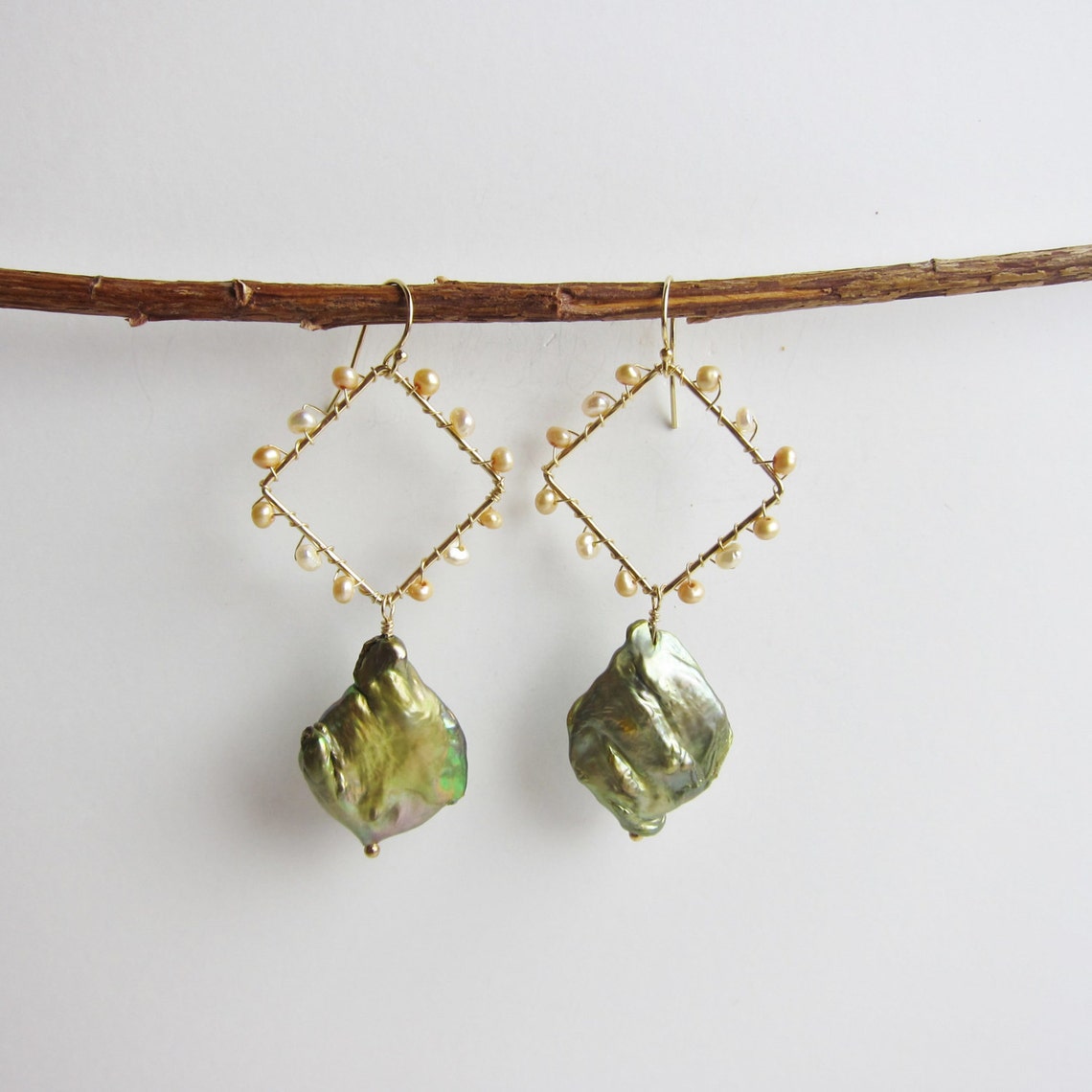 Biwa Green Bronze Coin Pearl and Freshwater Pearl 14K Gold Etsy