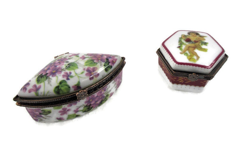 Pair Couple Romantic Pill jewelry Trinket Boxes Hinged Lovely Marked Crown over J Flowers /& Angel