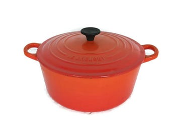 Le Creuset 1960's Heritage Mini Dutch Oven 1 Qt #18 in Flame