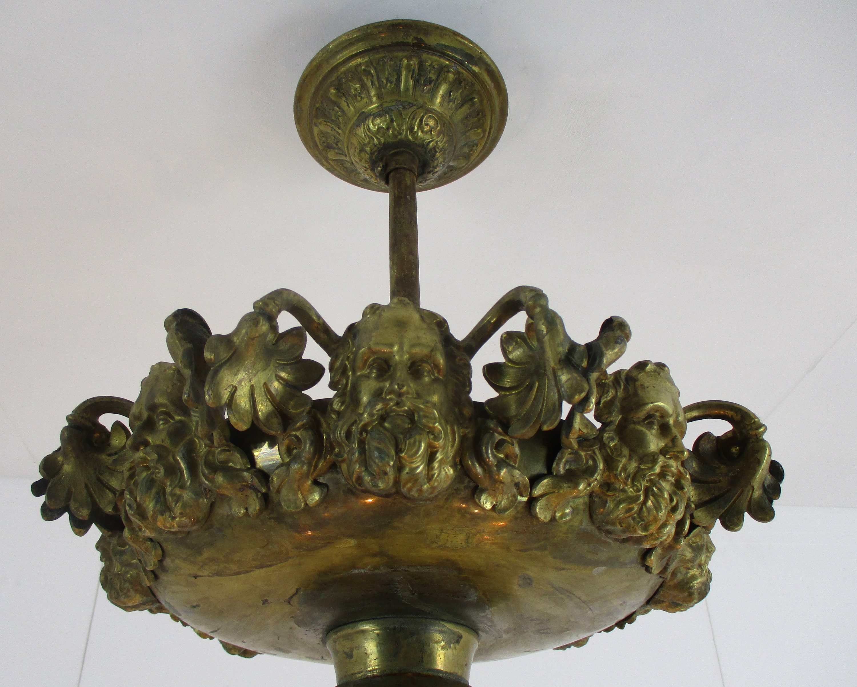 ゴシック 18 世紀 12 灯アームズ キャンドル ガス シャンデリア ランプ