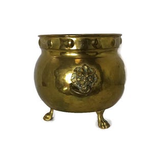 Large Indoor Planter Vintage Brass Kettle Decorative Lion Head Lion Feet Gothic farmhouse