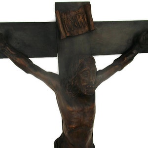 Wunderschöne komplett handgeschnitzte Holz hängen Kruzifix Kreuz Jesus Christus atemberaubenden geschnitzten Corpus 35,62 &quot;