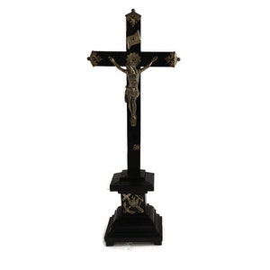 Standing table Altar Crucifix Cross Antique Hand Carved Wood Faux Brass Spelter Silver Plated Corpus
