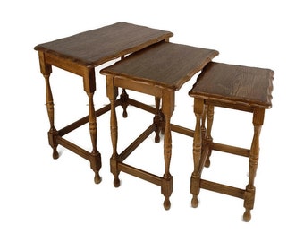 lot de 3 tables gigognes vintage en bois de chêne, empilables, tables d'appoint de ferme de grange