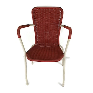 Plastic string 2024 garden chairs