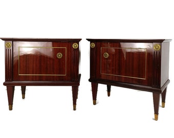 Pair Couple Vintage Nightstands End tables Mid Century Modern Wood Modernist Retro