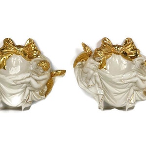Paar Capodimonte Bedin Wandbehänge Pflanzer Schriftarten Porzellan Italien Engel Gold Vergoldet