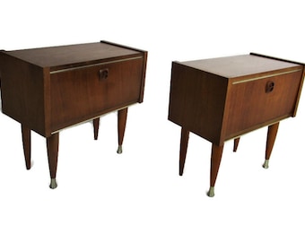 Retro Pair Danish Modern Teak Nightstands End tables Mid Century Modernist WOW