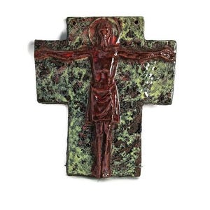 Beautiful Vintage Ceramic hanging crucifix Cross Jesus Crucifixion retro