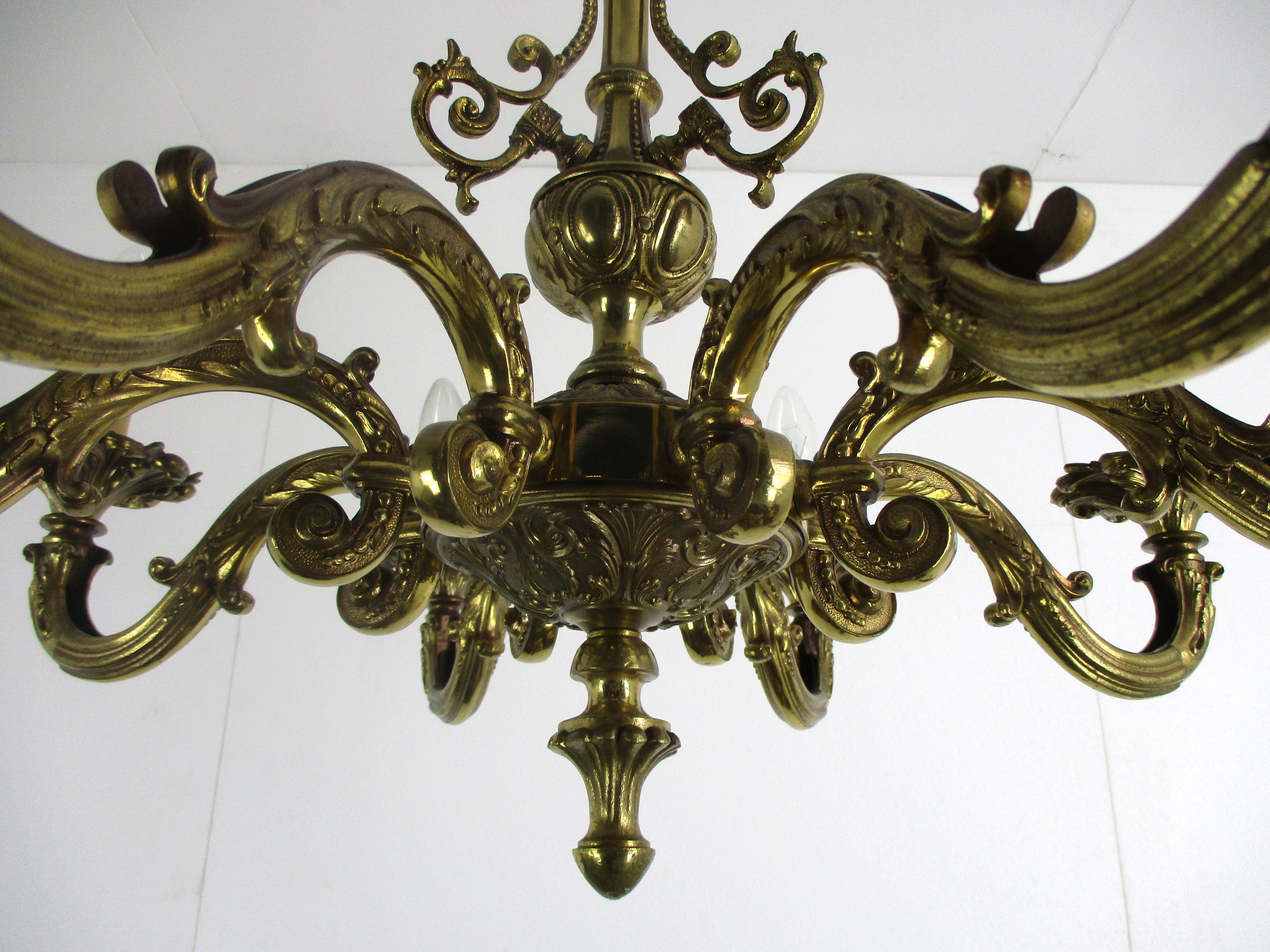 Spanish Revival Style Chandelier 8 Arm Lights Ornate Brass Fixture