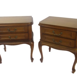 Couple French Louis XV/XVI Style Wooden Nightstands End Tables Chest of drawers