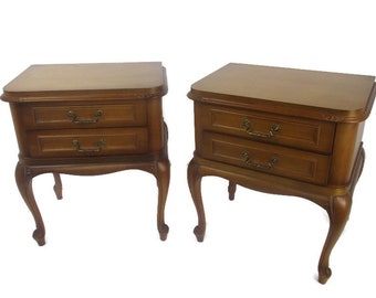 Couple French Louis XV/XVI Style Wooden Nightstands End Tables Chest of drawers