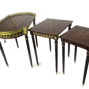 3er Set Vintage Schachteln Stapeln Kaffee Beistelltische Messing Intarsien Italien Italienisch Hollywood Regency Wunderschöne