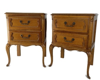 Paar Nachttische im französischen Stil Louis XV / XVI aus Holz Vintage Modernist