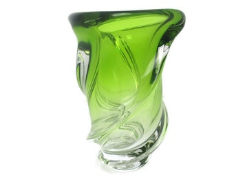 Art Déco Jarrón de vidrio artístico pesado Val St Lambert Vidrio retorcido Verde Antiguo marcado