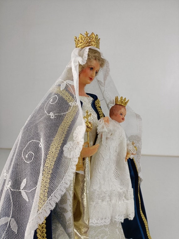 修道女が作った手作り蝋人形、聖母マリアと幼子イエスの像 - Etsy 日本