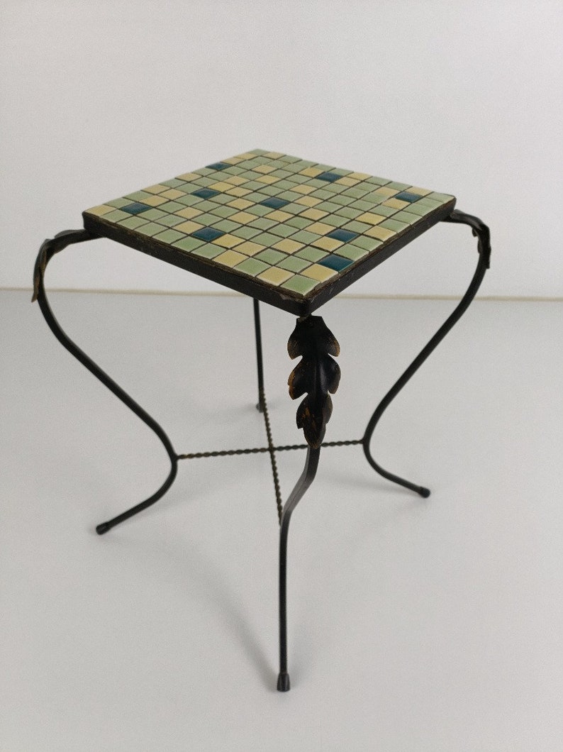 Petite table d'appoint vintage, support pour plante, carreaux de mosaïque, carreaux de mosaïque en fer forgé image 3