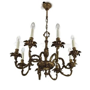 Ornate bronze Doré Chandelier Vintage Rococo style 8 lights arm beautiful