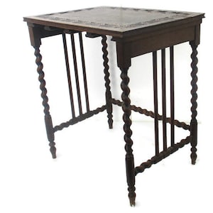 Barley Twist Wooden Nesting Stacking Side Table Barn Country Style Mid Century Stunning rare Large