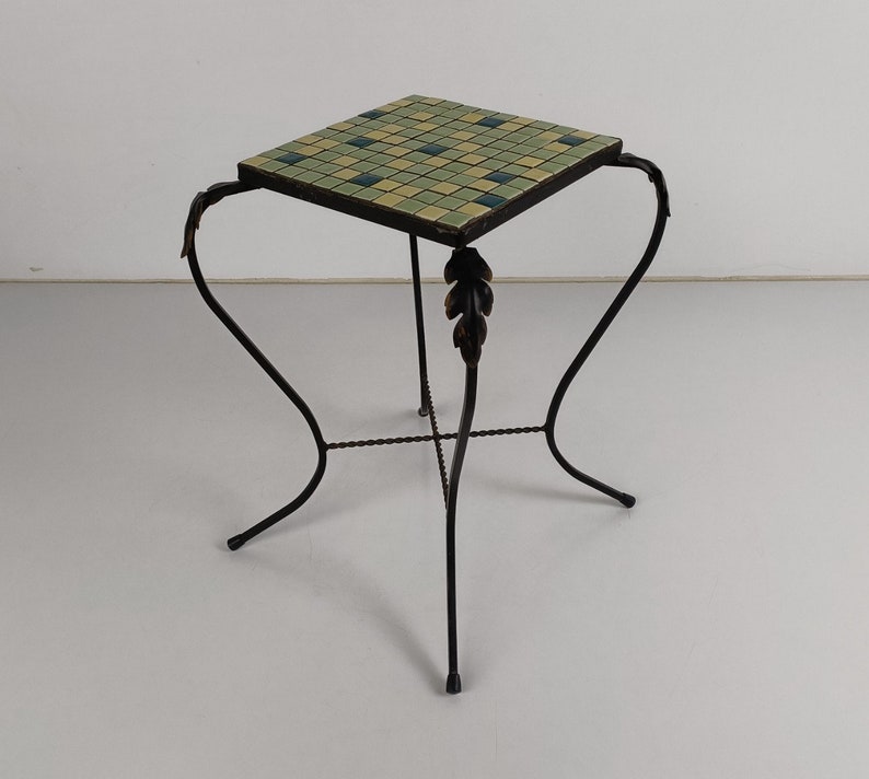 Petite table d'appoint vintage, support pour plante, carreaux de mosaïque, carreaux de mosaïque en fer forgé image 2