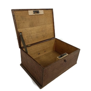 Merchant Cash Chest Money Box  Trinket Jewelry Box with Key Wood Antique